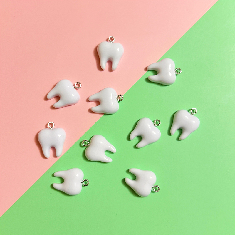 Resin Art Engagement - 10pcs Cute White Teeth Resin Pendant